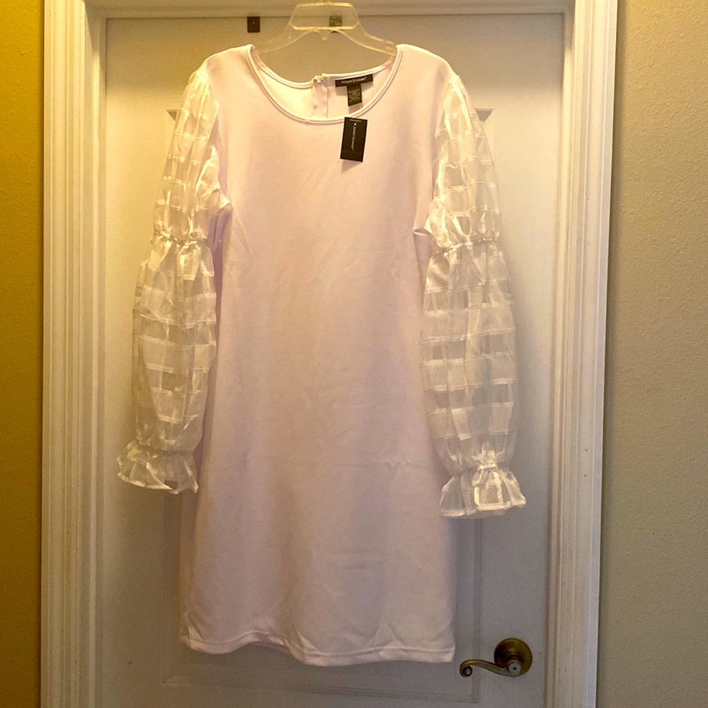 White Ashley Stewart 18-20 dress with dramatic sleeves